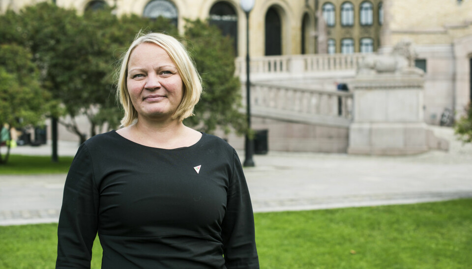 Mona Fagerås (SV) håper å få endret kravet om fordypning for lærere som allerede har en godkjent utdanning. Foto: SV