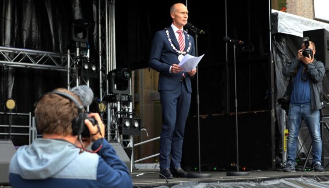 Steinar Kristoffersen overtok som ny rektor ved Høgskolen i Molde 1. august. Her ved studiestart i Molde 16. august. Foto: Arild J. Waagbø Steinar Kristoffersen overtok som ny rektor ved Høgskolen i Molde 1. august. Her ved studiestart i Molde 16. august. Foto: Arild J. Waagbø