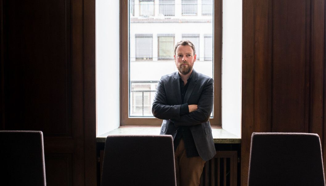 — Senterpartiet og Arbeiderpartiet legger opp til en ny reformrunde i lærerutdanningen uten at de vet hva de vil ha i stedet, mener statsråd Torbjørn Røe Isaksen. Foto: Skjalg Bøhmer Vold — Senterpartiet og Arbeiderpartiet legger opp til en ny reformrunde i lærerutdanningen uten at de vet hva de vil ha i stedet, mener statsråd Torbjørn Røe Isaksen. Foto: Skjalg Bøhmer Vold