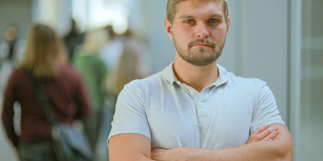 Studentleder Nikolai Refshal Hansen ved Høgskolen i Østfold vil ha Torbjørn Røe Isaksen som kunnskapsminister i fire nye år. Foto: Bård Halvorsen/HiØ Studentleder Nikolai Refshal Hansen ved Høgskolen i Østfold vil ha Torbjørn Røe Isaksen som kunnskapsminister i fire nye år. Foto: Bård Halvorsen/HiØ
