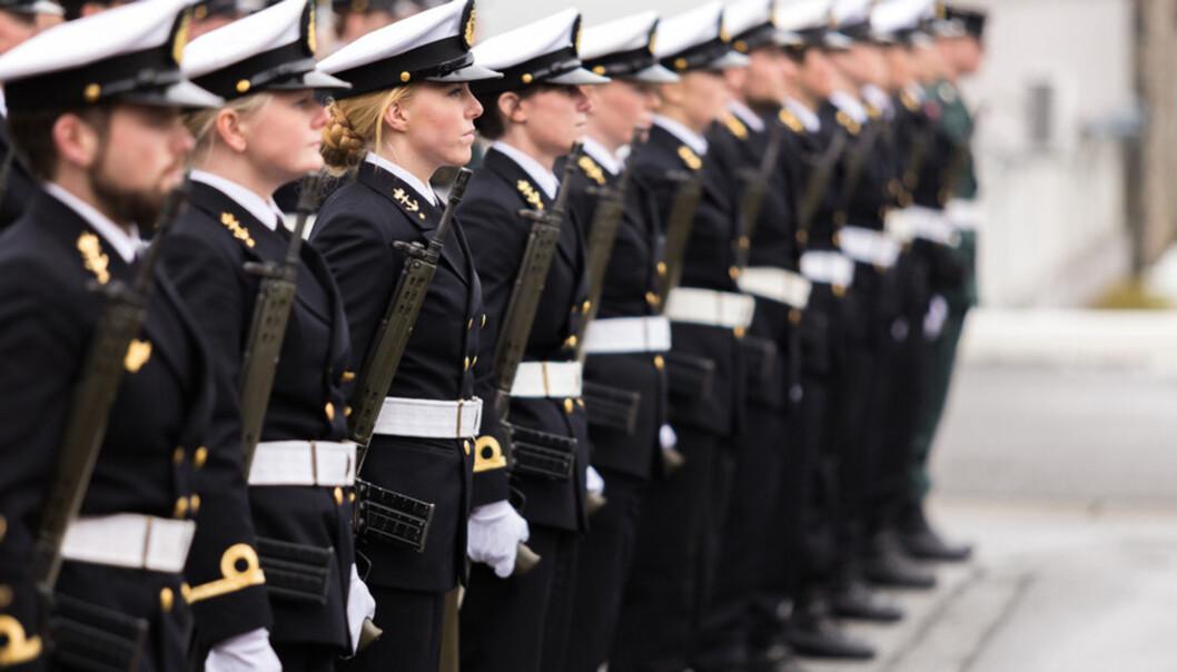 Sammenslåing av landets krigsskoler har igjen vært diskutert. Dette er en debatt som har vært oppe gjentatte ganger, i alle fall siden 50-tallet. Foto: Mats Grimsæth / Forsvaret Sammenslåing av landets krigsskoler har igjen vært diskutert. Dette er en debatt som har vært oppe gjentatte ganger, i alle fall siden 50-tallet. Foto: Mats Grimsæth / Forsvaret