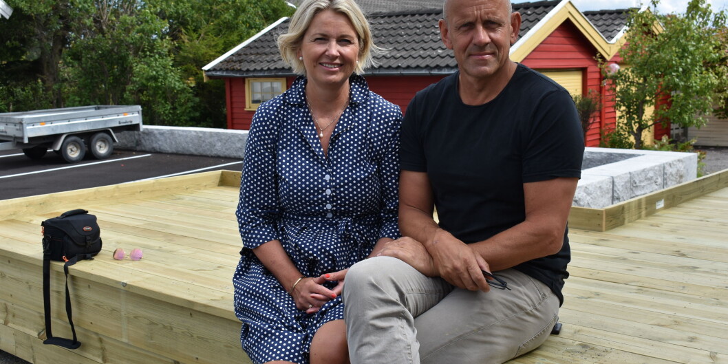 Kristin Vinje sammen med dekan Morten Dæhlen. Fra 1. oktober er Dæhlen sjefen til Vinje på Universitetet i Oslo. Foto: Privat Kristin Vinje sammen med dekan Morten Dæhlen. Fra 1. oktober er Dæhlen sjefen til Vinje på Universitetet i Oslo. Foto: Privat