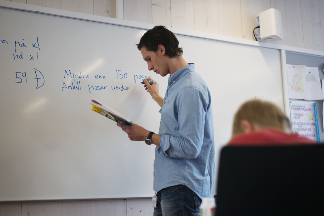 Illustrasjonsfoto: Sebastian Stephansen, tidligere lærerstudent ved HiOA underviser på Morellbakken skole. Foto: Evelyn Andora Pecori Illustrasjonsfoto: Sebastian Stephansen, tidligere lærerstudent ved HiOA underviser på Morellbakken skole. Foto: Evelyn Andora Pecori