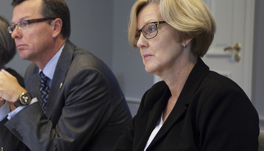Prorektor Anne Lise Fimreite er ikkje fornøgd med innhentinga av eksterne inntekter ved Universitetet i Bergen. — Ei bekymringsfull utvikling, seier ho. Foto: Ingvild Festervoll Melien Prorektor Anne Lise Fimreite er ikkje fornøgd med innhentinga av eksterne inntekter ved Universitetet i Bergen. — Ei bekymringsfull utvikling, seier ho. Foto: Ingvild Festervoll Melien