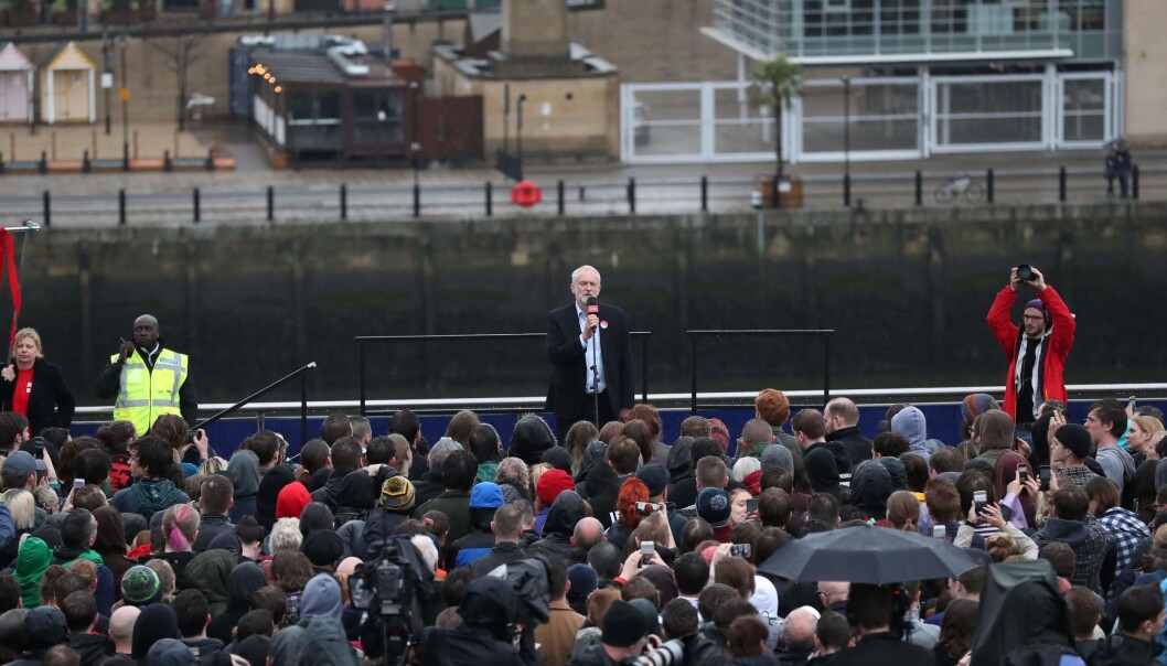 Labourleder, Jeremy Corbyn, lover gratis høyere utdanning og stemmerett for 16-åringer i Storbritannia og er favoritten hos de unge velgerne foran valget førstkommende torsdag. Foto: SCOTT HEPPELL Labourleder, Jeremy Corbyn, lover gratis høyere utdanning og stemmerett for 16-åringer i Storbritannia og er favoritten hos de unge velgerne foran valget førstkommende torsdag. Foto: SCOTT HEPPELL