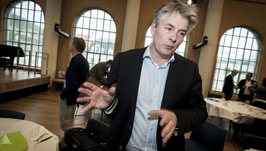 Kvalitetsmeldingen for høyere utdanning ble lagt fram i januar 2017. Haugstad brukte deler av tiden sin på UHR-møtet til å fortelle om hva departementet venter av institusjonene i tiden som kommer. – Innholdet i kvalitetsmeldingen er i ferd med å bli innarbeidet i sektoren, sa Bjørn Haugstad. Foto: Tor Farstad Kvalitetsmeldingen for høyere utdanning ble lagt fram i januar 2017. Haugstad brukte deler av tiden sin på UHR-møtet til å fortelle om hva departementet venter av institusjonene i tiden som kommer. – Innholdet i kvalitetsmeldingen er i ferd med å bli innarbeidet i sektoren, sa Bjørn Haugstad. Foto: Tor Farstad