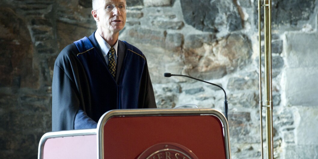 Professor Gjert Kristoffersen ved Universitetet i Bergen er en av de to norske deltakerne i en gruppe som er nedsatt av Nordisk Ministerråd for å vurdere språkbruken i akademia. Foto: thor brodreskift Professor Gjert Kristoffersen ved Universitetet i Bergen er en av de to norske deltakerne i en gruppe som er nedsatt av Nordisk Ministerråd for å vurdere språkbruken i akademia. Foto: thor brodreskift
