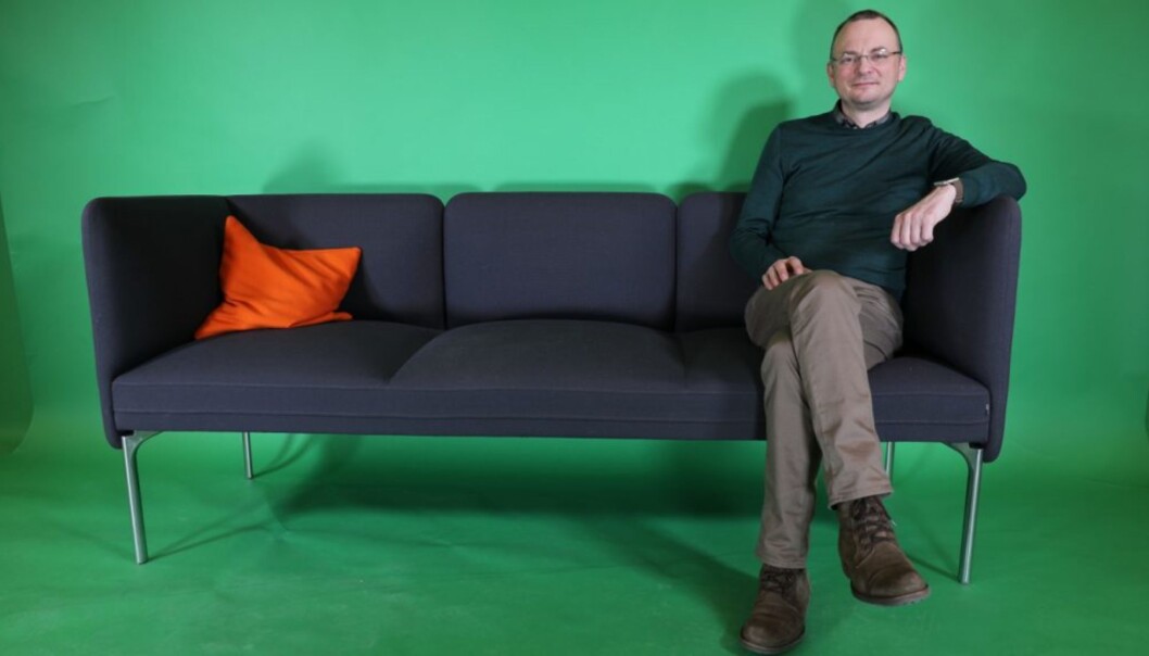 Høgskolelektor Georg Inge Iversen Panzer stiller til valg som rektor ved Høgskolen i Molde. dermed er det fire kandidater i rektorvalget. Foto: Arild J. Waagbø Høgskolelektor Georg Inge Iversen Panzer stiller til valg som rektor ved Høgskolen i Molde. dermed er det fire kandidater i rektorvalget. Foto: Arild J. Waagbø
