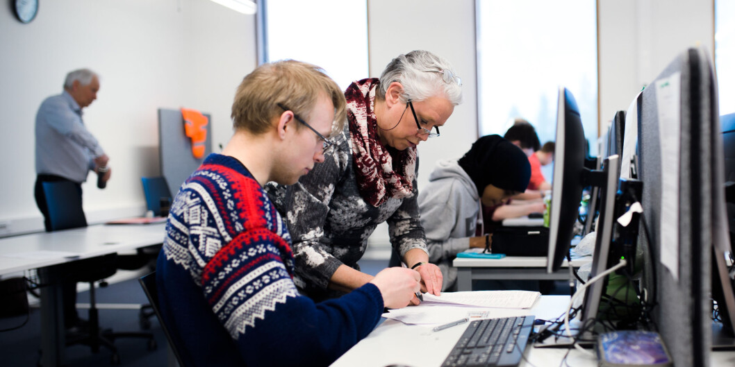 Civita-rådgiver Mads Kirkebirkeland mener at en moderat studieavgift kan hindre overutdanning. Foto: Henriette Dæhli Civita-rådgiver Mads Kirkebirkeland mener at en moderat studieavgift kan hindre overutdanning. Foto: Henriette Dæhli