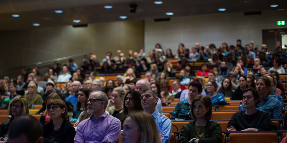 Illustrasjonsfoto fra allmøte for administrasjonen om omorganisering ved tidligere Høgskolen i Oslo og Akershus, nå OsloMet. Foto: Siri Øverland Eriksen Illustrasjonsfoto fra allmøte for administrasjonen om omorganisering ved tidligere Høgskolen i Oslo og Akershus, nå OsloMet. Foto: Siri Øverland Eriksen