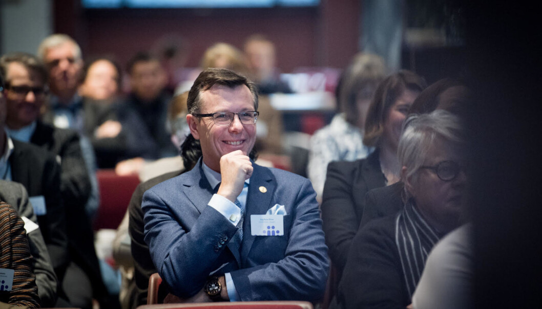 Etatene og enhetene som flyttes ut fra Oslo har god forutsetning for å lykkes i Bergen, mener rektor ved Universitetet i Bergen, Dag Rune Olsen. Foto: Skjalg Bøhmer Vold Etatene og enhetene som flyttes ut fra Oslo har god forutsetning for å lykkes i Bergen, mener rektor ved Universitetet i Bergen, Dag Rune Olsen. Foto: Skjalg Bøhmer Vold