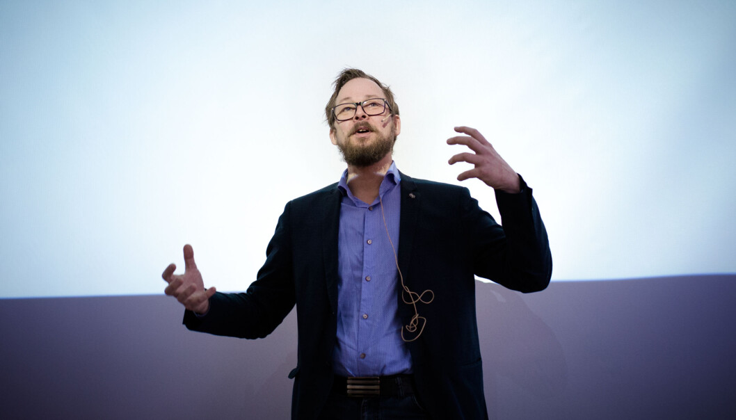 Harald Holene(dekan ved avdeling for informasjonsteknologi) er en av utfordrene til Hans Blom i årets rektorvalg. Hans Blom, Harald Holone og Unni Hagen stiller som kandidater i rektorvalget ved HiØ. Foto: Henriette Dæhli Harald Holene(dekan ved avdeling for informasjonsteknologi) er en av utfordrene til Hans Blom i årets rektorvalg. Hans Blom, Harald Holone og Unni Hagen stiller som kandidater i rektorvalget ved HiØ. Foto: Henriette Dæhli