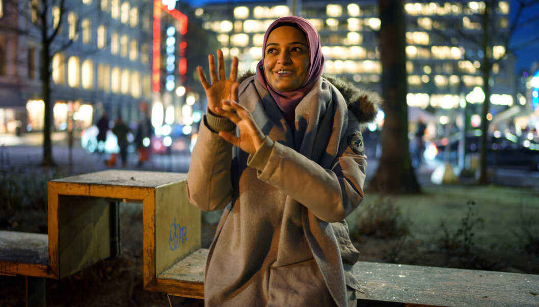 Årets forbilde 2016, Lubna Mehdi, er et godt forbilde både for døve barn og unge med innvandrerbakgrunn, men også for alle andre barn og unge som av ulike årsaker har vanskelig for å bli inkludert i samfunnet, heter det i juryens begrunnelse. Foto: Ketil Blom Haugstulen Årets forbilde 2016, Lubna Mehdi, er et godt forbilde både for døve barn og unge med innvandrerbakgrunn, men også for alle andre barn og unge som av ulike årsaker har vanskelig for å bli inkludert i samfunnet, heter det i juryens begrunnelse. Foto: Ketil Blom Haugstulen