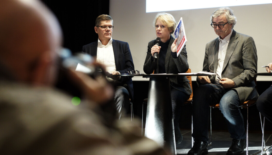 Marianne Aasen er representant for Arbeiderpartiet i Kirke-, utdanning og forskningskomiteen. Marianne Aasen er representant for Arbeiderpartiet i Kirke-, utdanning og forskningskomiteen.