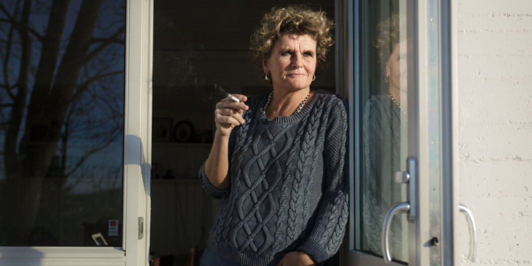 Cathrine Krøger er blitt oppnevnt til juryleder for Klarspråkprisen. Hun mener at fag som sykepleie har noe å lære av å rense bort tåketalen som omgir faget. Foto: Nicklas Knudsen Cathrine Krøger er blitt oppnevnt til juryleder for Klarspråkprisen. Hun mener at fag som sykepleie har noe å lære av å rense bort tåketalen som omgir faget. Foto: Nicklas Knudsen