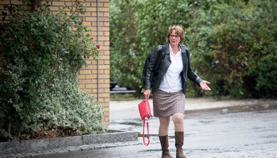 Trine Syvertsen, medieprofessor ved Universitetet i Oslo og styreleder ved Høgskolen i Oslo og Akershus, sier ikke direkte ja til å stille som rektorkandidat ved UiO, men heller ikke bastant nei. Foto: Skjalg Bøhmer Vold Trine Syvertsen, medieprofessor ved Universitetet i Oslo og styreleder ved Høgskolen i Oslo og Akershus, sier ikke direkte ja til å stille som rektorkandidat ved UiO, men heller ikke bastant nei. Foto: Skjalg Bøhmer Vold
