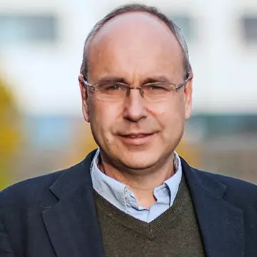 Carl-Morten Gjeldnes 