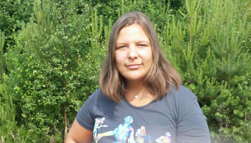 — Jeg er sjokkert over at det går an, sier Caroline Strømlid (24) som gikk fra C til stryk etter å ha klaget på eksamensresultatet. (Foto:Privat) — Jeg er sjokkert over at det går an, sier Caroline Strømlid (24) som gikk fra C til stryk etter å ha klaget på eksamensresultatet. (Foto:Privat)