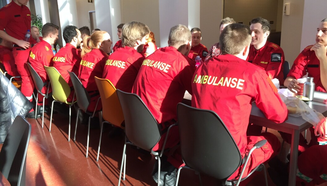 Paramedics er et av de nye fagene som kommer inn under bestemmelsene om vurdering av skikkethet. Foto: Eva Tønnessen Paramedics er et av de nye fagene som kommer inn under bestemmelsene om vurdering av skikkethet. Foto: Eva Tønnessen