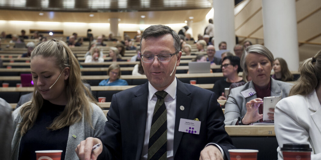 UiB rektor Dag Rune Olsen prater om tilstandsrapport Foto: Nicklas Knudsen UiB rektor Dag Rune Olsen prater om tilstandsrapport Foto: Nicklas Knudsen