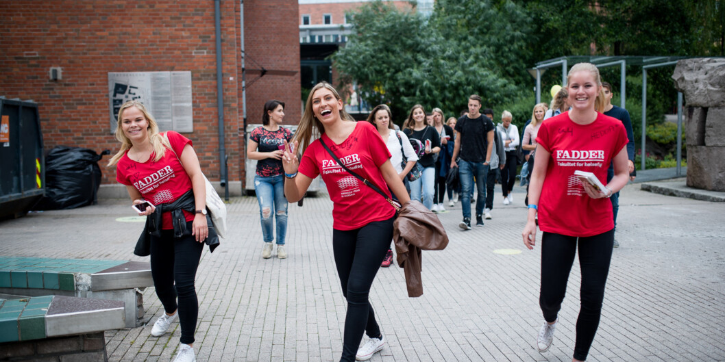 Kvinnene i akademia er i klart flertall på bachelornivå, men henger langt etter på professornivå. Foto: Skjalg Bøhmer Vold Kvinnene i akademia er i klart flertall på bachelornivå, men henger langt etter på professornivå. Foto: Skjalg Bøhmer Vold