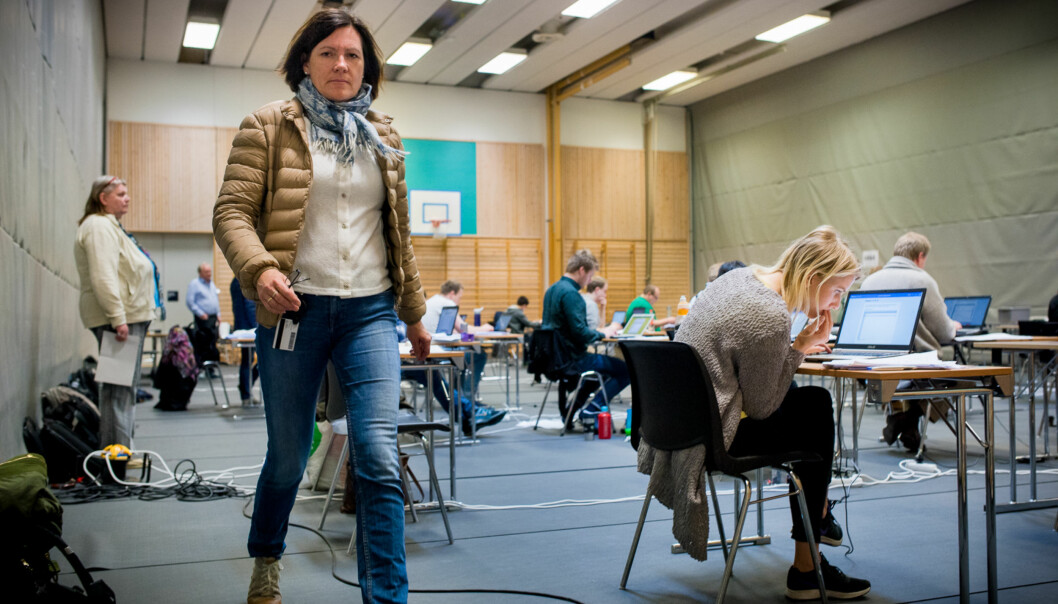 Irene Lona er prosjektleder for digital eksamen ved Høgskolen i Oslo og Akershus og kan konstatere at andelen digitale har gått opp fra 8 prosent våren 2015 til 37 prosent denne våren. Foto: Skjalg Bøhmer Vold