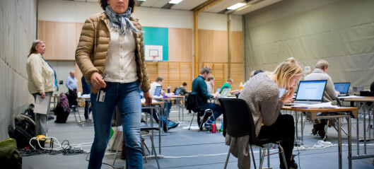 Har firedoblet digital eksamen, men studentene krever fortgang