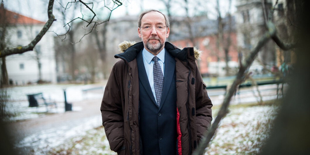 Områdedirektør i Forskningsrådet, Jesper W. Simonsen, er fornøyd med at det nå er flere som søker om midler for å bedre kjønnsbalansen blant norske forskere. Foto: Skjalg Bøhmer Vold Områdedirektør i Forskningsrådet, Jesper W. Simonsen, er fornøyd med at det nå er flere som søker om midler for å bedre kjønnsbalansen blant norske forskere. Foto: Skjalg Bøhmer Vold