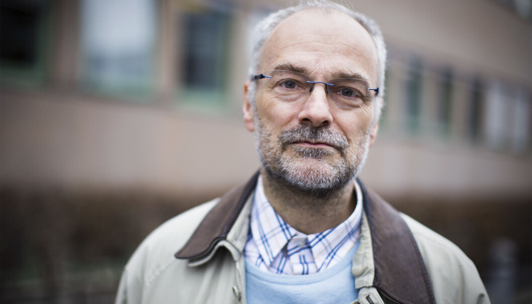 Professor i kognitiv psykologi, Rolf Reber, mener at en kritisk bruk av følelser kan hjelpe deg både før og under eksamen. Foto: Øyvind Aukrust Professor i kognitiv psykologi, Rolf Reber, mener at en kritisk bruk av følelser kan hjelpe deg både før og under eksamen. Foto: Øyvind Aukrust