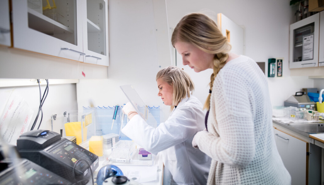 For at forskersamfunnet skal få fullt utbytte av dataene må forskerne sikre at dataene har god kvalitet gjennom gode datahåndteringsrutiner, skriver forfatterne. Bildet er fra Mikrobiologisk avdeling på Rikshospitalet. For at forskersamfunnet skal få fullt utbytte av dataene må forskerne sikre at dataene har god kvalitet gjennom gode datahåndteringsrutiner, skriver forfatterne. Bildet er fra Mikrobiologisk avdeling på Rikshospitalet.