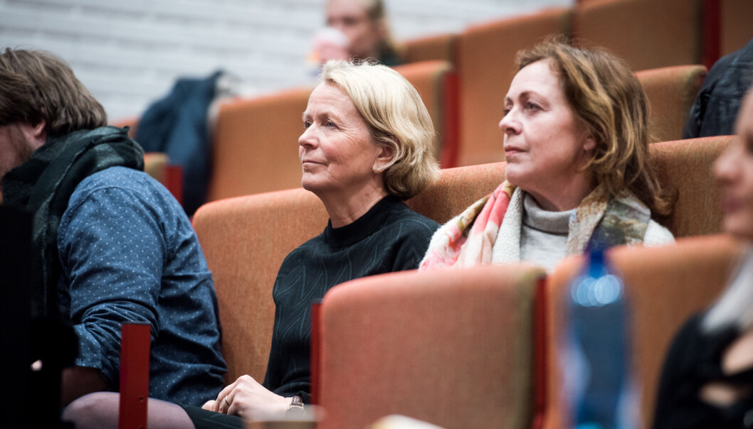 Dekan Gro Jamtvedt ved Fakultet for helsefag (t.v.) tar kritikken fra studentene på alvor. Her sammen med instituttleder Unni Hembre ved Institutt for sykepleie og helsefremmende arbeid. Foto: Skjalg Bøhmer Vold Dekan Gro Jamtvedt ved Fakultet for helsefag (t.v.) tar kritikken fra studentene på alvor. Her sammen med instituttleder Unni Hembre ved Institutt for sykepleie og helsefremmende arbeid. Foto: Skjalg Bøhmer Vold