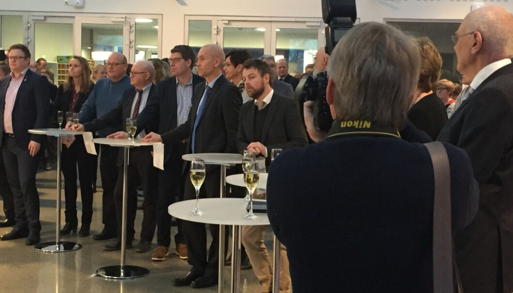 Kunnskapsminister Torbjørn Røe Isaksen deltok på en mannsterk markering av nye NTNU fra campus Gjøvik mandag. Foto: KD Kunnskapsminister Torbjørn Røe Isaksen deltok på en mannsterk markering av nye NTNU fra campus Gjøvik mandag. Foto: KD