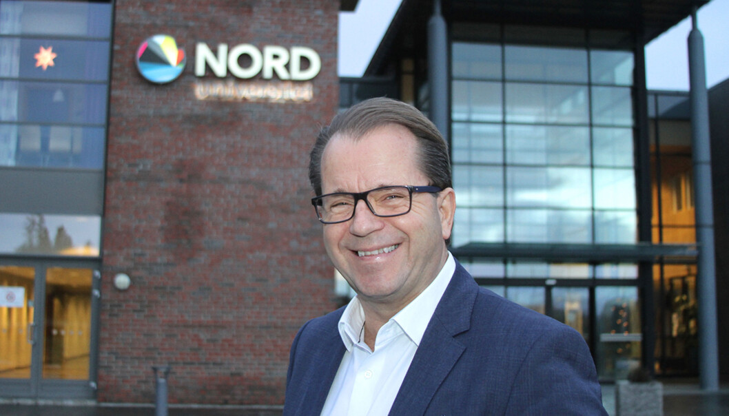 Rektor Bjørn Olsen ved Nord universitet står nå midt oppi de vanskelige sakene som fusjonsforhandlerne utsatte i fjor høst. Sånt blir det bråk av. Foto: Per Jarle Elle, Nord universitet Rektor Bjørn Olsen ved Nord universitet står nå midt oppi de vanskelige sakene som fusjonsforhandlerne utsatte i fjor høst. Sånt blir det bråk av. Foto: Per Jarle Elle, Nord universitet