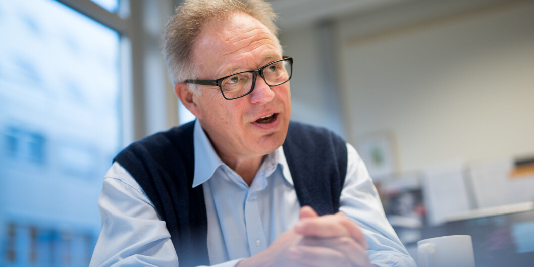Instituttdirektør Arild Steen synes det er ganske overraskende hvor godt det har gått med Arbeidsforskningsinstituttet (<span class="caps">AFI</span>) etter at det ble overdratt til Høgskolen i Oslo og Akershus. Instituttdirektør Arild Steen synes det er ganske overraskende hvor godt det har gått med Arbeidsforskningsinstituttet (<span class="caps">AFI</span>) etter at det ble overdratt til Høgskolen i Oslo og Akershus.