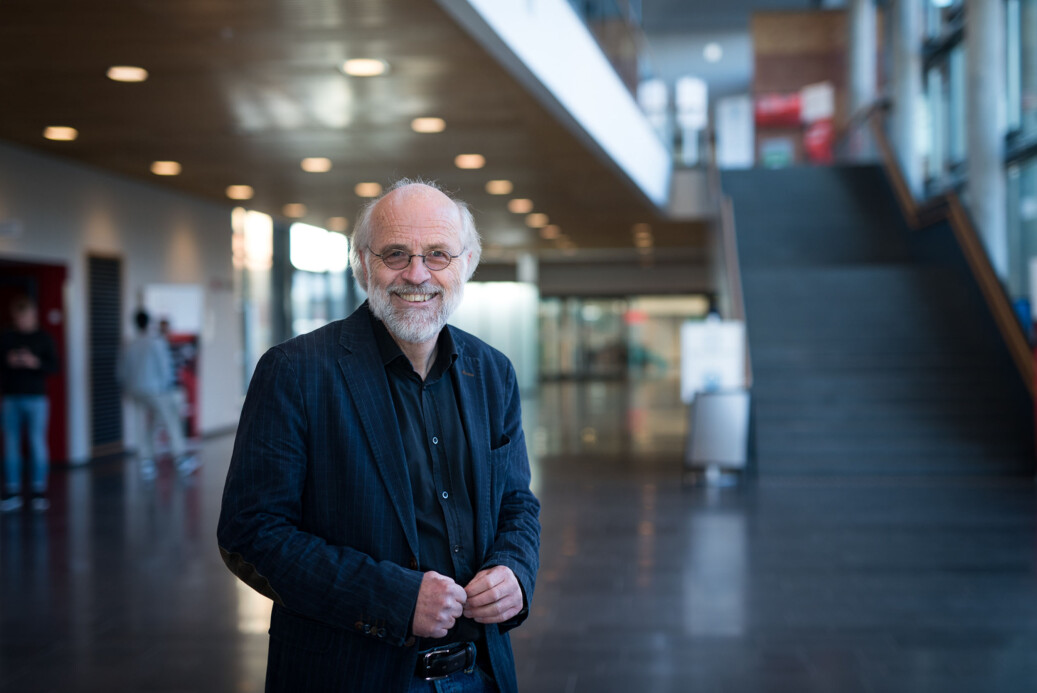 Petter Aasen har fått det til: Høgskolen i Sørøst-Norge er gjennom det viktigste nåløyet på veien mot status som universitet. Foto: Skjalg Bøhmer Vold Petter Aasen har fått det til: Høgskolen i Sørøst-Norge er gjennom det viktigste nåløyet på veien mot status som universitet. Foto: Skjalg Bøhmer Vold
