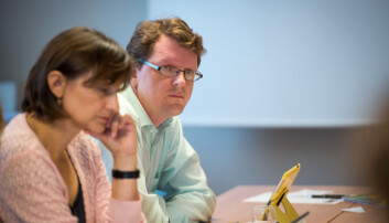 Tilsattrepresentantene Tatjana Radanovic Felberg og Bjørn Smestad under styremøte. Tilsattrepresentantene Tatjana Radanovic Felberg og Bjørn Smestad under styremøte.