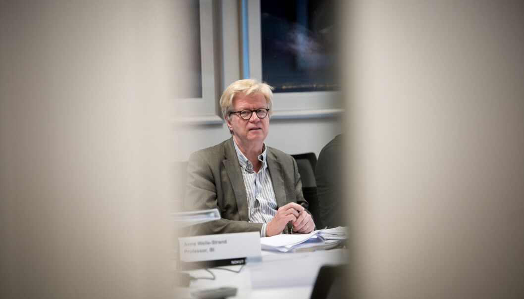 Komitéleder Roger Säljö, som er professor ved Gøteborgs Universitet, ga positive signaler om HiOAs kvalitetsarbeid da komiteen var på besøk tre dager i september i år. Tirsdag kom komiteens anbefaling om å godkjenne kvalitetssikringssystemet. Komitéleder Roger Säljö, som er professor ved Gøteborgs Universitet, ga positive signaler om HiOAs kvalitetsarbeid da komiteen var på besøk tre dager i september i år. Tirsdag kom komiteens anbefaling om å godkjenne kvalitetssikringssystemet.