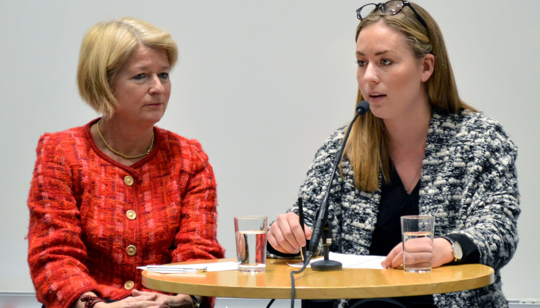 NSO-leder Therese Eia Lerøen (t.h.) synes ikke universiteter og høgskoler som fusjonerer gjør nok for å slå sammen utdanninger. Her sammen med rektor Anne Husebekk ved UiT - Norges arktiske universitet under torsdagens konferanse i Universitets- og høgskolerådet. NSO-leder Therese Eia Lerøen (t.h.) synes ikke universiteter og høgskoler som fusjonerer gjør nok for å slå sammen utdanninger. Her sammen med rektor Anne Husebekk ved UiT - Norges arktiske universitet under torsdagens konferanse i Universitets- og høgskolerådet.
