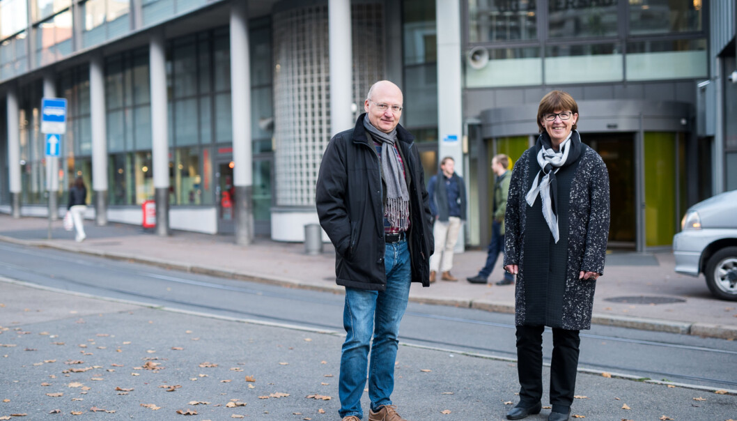 Dekan Dag Jenssen og fakultetsdirektør Marja Lundell ved Fakultet for samfunnsfag er blant dem som ønsker å beholde dagens modell, der prodekanene kun har en faglig rolle i fakultetsledelsen. Foto: Skjalg Bøhmer Vold Dekan Dag Jenssen og fakultetsdirektør Marja Lundell ved Fakultet for samfunnsfag er blant dem som ønsker å beholde dagens modell, der prodekanene kun har en faglig rolle i fakultetsledelsen. Foto: Skjalg Bøhmer Vold