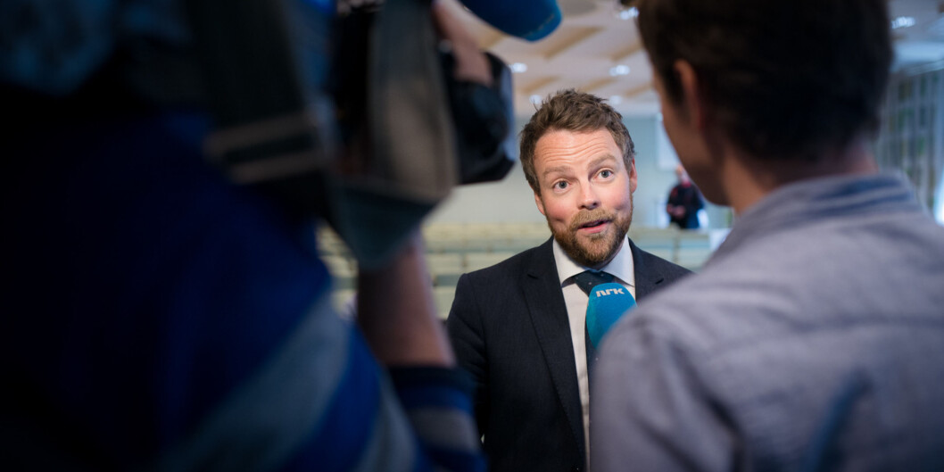Torbjørn Røe Isaksen har vært lydhør i runden med innspill på rammeplan for den nye utdanningen av grunnskolelærere. Foto: Skjalg Bøhmer Vold Torbjørn Røe Isaksen har vært lydhør i runden med innspill på rammeplan for den nye utdanningen av grunnskolelærere. Foto: Skjalg Bøhmer Vold