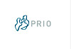 PRIO-logo i blått og grått på hvit bakgrunn