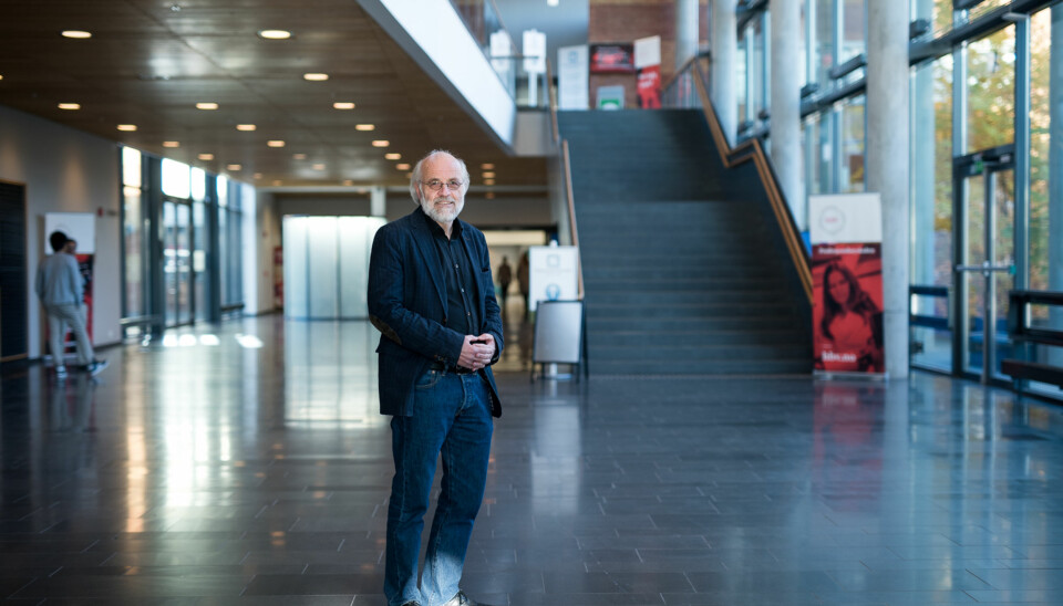 Rektor på Høgskolen i Sørøst-Norge, Petter Aasen, på campus Bakkenteigen. Foto: Skjalg Bøhmer Vold