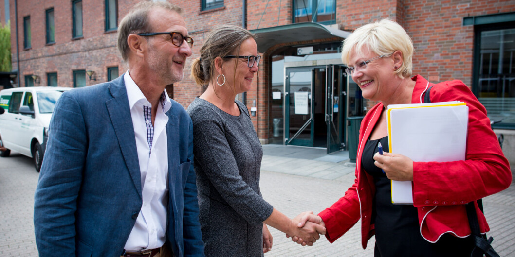 Daværende kunnskapsminister, Kristin Halvorsen, kom til Høgskolen i Oslo og Akershus høsten 2013 for å ønske de nye studentene på barnehagelærerutdanningen velkommen. Her sammen med dekan Knut Patrick Hanevik og leder på instituttet Mette Tollefsrud. Foto: Skjalg Bøhmer Vold Daværende kunnskapsminister, Kristin Halvorsen, kom til Høgskolen i Oslo og Akershus høsten 2013 for å ønske de nye studentene på barnehagelærerutdanningen velkommen. Her sammen med dekan Knut Patrick Hanevik og leder på instituttet Mette Tollefsrud. Foto: Skjalg Bøhmer Vold