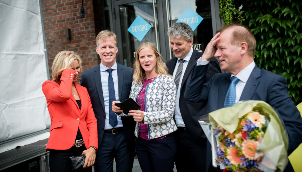 Det er nye toner om samarbeid i Oslo-regionen, her representert ved prorektor Nina Waaler (t.v.) og rektor Curt Rice fra Høgskolen i Oslo og Akershus, rektor Mari Sundli Tveit ved NMBU, og rektor Ole Petter Ottersen (t.h.) ved Universitetet i Oslo. Statssekretær Bjørn Haugstad har etterlyst mer samarbeid og arbeidsdeling. Bildet er tatt under studiestart på HiOA tidligere i høst. Foto: Skjalg Bøhmer Vold Det er nye toner om samarbeid i Oslo-regionen, her representert ved prorektor Nina Waaler (t.v.) og rektor Curt Rice fra Høgskolen i Oslo og Akershus, rektor Mari Sundli Tveit ved NMBU, og rektor Ole Petter Ottersen (t.h.) ved Universitetet i Oslo. Statssekretær Bjørn Haugstad har etterlyst mer samarbeid og arbeidsdeling. Bildet er tatt under studiestart på HiOA tidligere i høst. Foto: Skjalg Bøhmer Vold