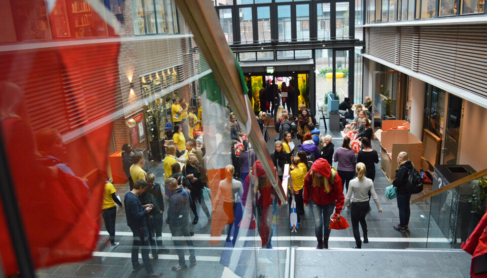 Internasjonal festival i gang