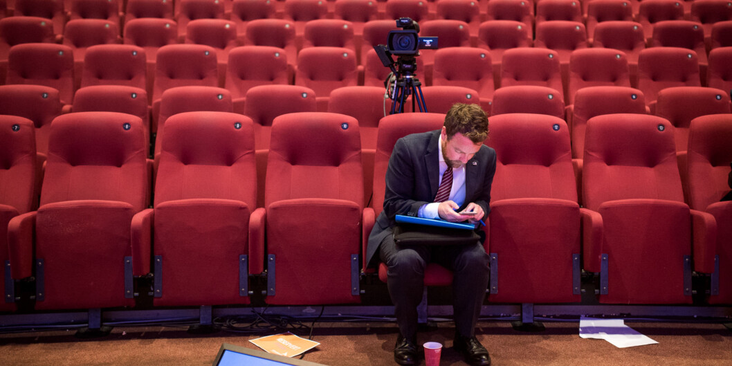 Her finner du oversikten over alle arrangementene universitetene og høgskolene arrangerer på Arendalsuka 2018. Bildet er av daværende statsråd Torbjørn Røe Isaksen på Arendsalsuka 2016. Foto: Skjalg Bøhmer Vold Her finner du oversikten over alle arrangementene universitetene og høgskolene arrangerer på Arendalsuka 2018. Bildet er av daværende statsråd Torbjørn Røe Isaksen på Arendsalsuka 2016. Foto: Skjalg Bøhmer Vold