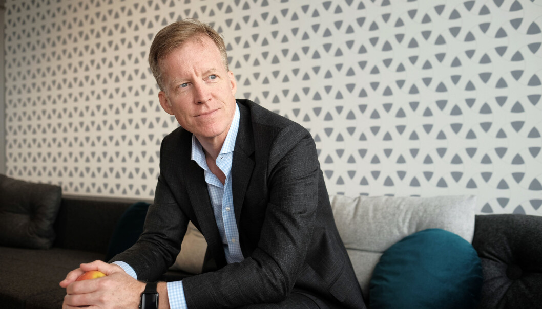 — Det er skummelt å sitte der blant mange tusen mennesker og føle at man ikke kjenner noen. Fadderstudentene har et enormt ansvar, og jeg er veldig glad for at de tar på seg det ansvaret, sier dagfersk rektor Curt Rice en uke før studiestart. — Det er skummelt å sitte der blant mange tusen mennesker og føle at man ikke kjenner noen. Fadderstudentene har et enormt ansvar, og jeg er veldig glad for at de tar på seg det ansvaret, sier dagfersk rektor Curt Rice en uke før studiestart.