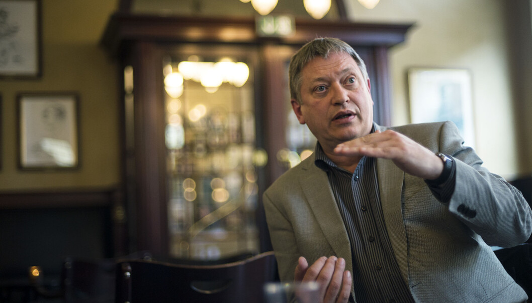 Alf Rasmussen oppklarer forskjellene i finansieringsgrunnlaget i sektoren. Foto: Cicilie S. Andersen Alf Rasmussen oppklarer forskjellene i finansieringsgrunnlaget i sektoren. Foto: Cicilie S. Andersen