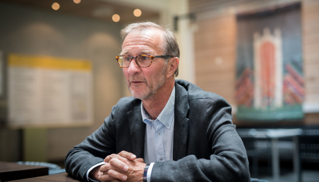 Dekan Knut Patrick Hanevik på Høgskolen i Oslo og Akershus forteller at høgskolen har gitt klagere på formelle feil ved forkurs-eksamen i matematikk medhold og at det skal avholdes ny eksamen. Foto: Skjalg Bøhmer Vold Dekan Knut Patrick Hanevik på Høgskolen i Oslo og Akershus forteller at høgskolen har gitt klagere på formelle feil ved forkurs-eksamen i matematikk medhold og at det skal avholdes ny eksamen. Foto: Skjalg Bøhmer Vold