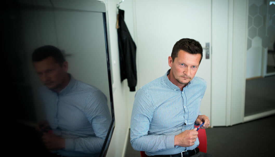 Direktør i NOKUT Terje Mørland synes det er synd at strykprosenten hos sykepleiestudentene holder seg høy i det viktige faget Anatomi, fysiologi og biokjemi. Foto: Skjalg Bøhmer Vold Direktør i NOKUT Terje Mørland synes det er synd at strykprosenten hos sykepleiestudentene holder seg høy i det viktige faget Anatomi, fysiologi og biokjemi. Foto: Skjalg Bøhmer Vold